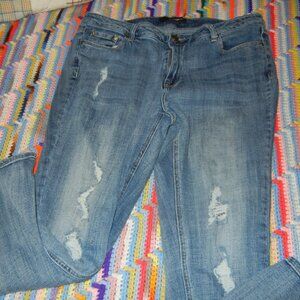 Skinny Leg Destructive Jeans (wjs43)